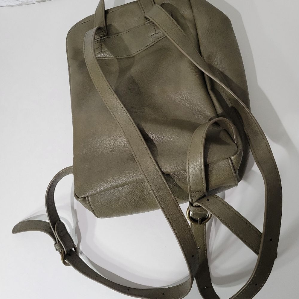 Universal Thread Mini Backpack - image 8